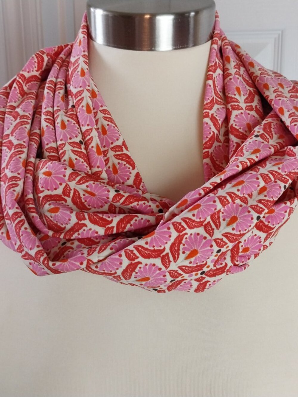 NWT Handmade Pink Floral Knit Infinity Scarf, Lightweight Loop Scarf
